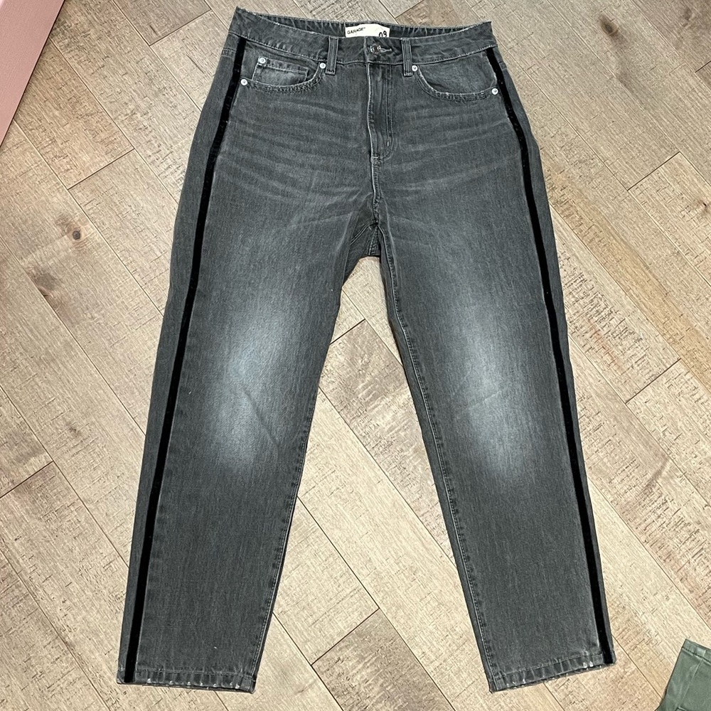 Grey mom jeans